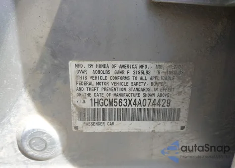 2004 Honda Accord 2.4 Lx z USA, uszkodzony, nr VIN 1HGCM563X4A074429